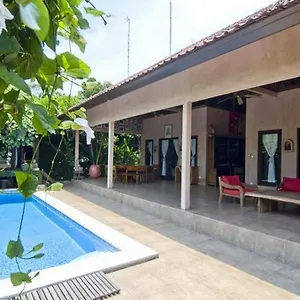 Villa Madu